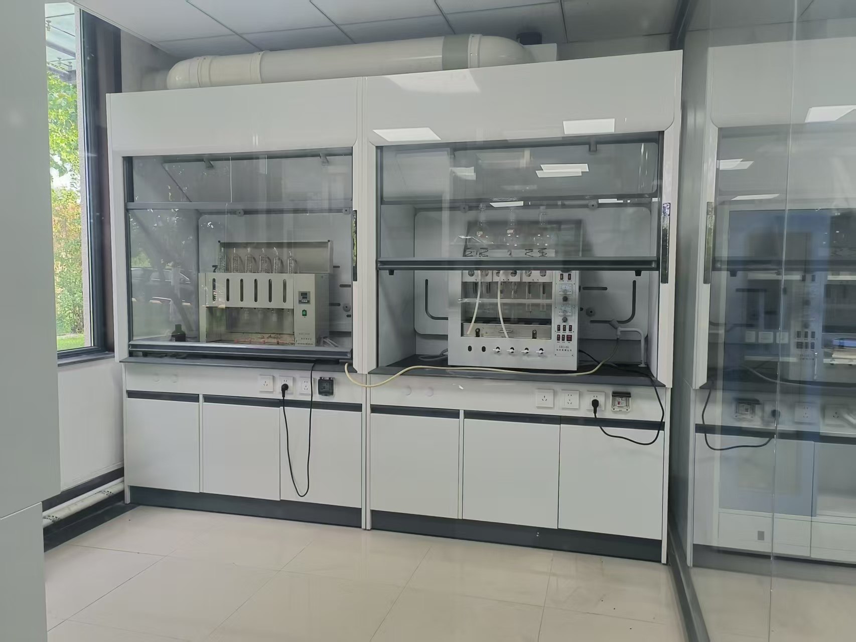 Formula and raw materials at Aumeats Jinqiu Wet Food Production Base