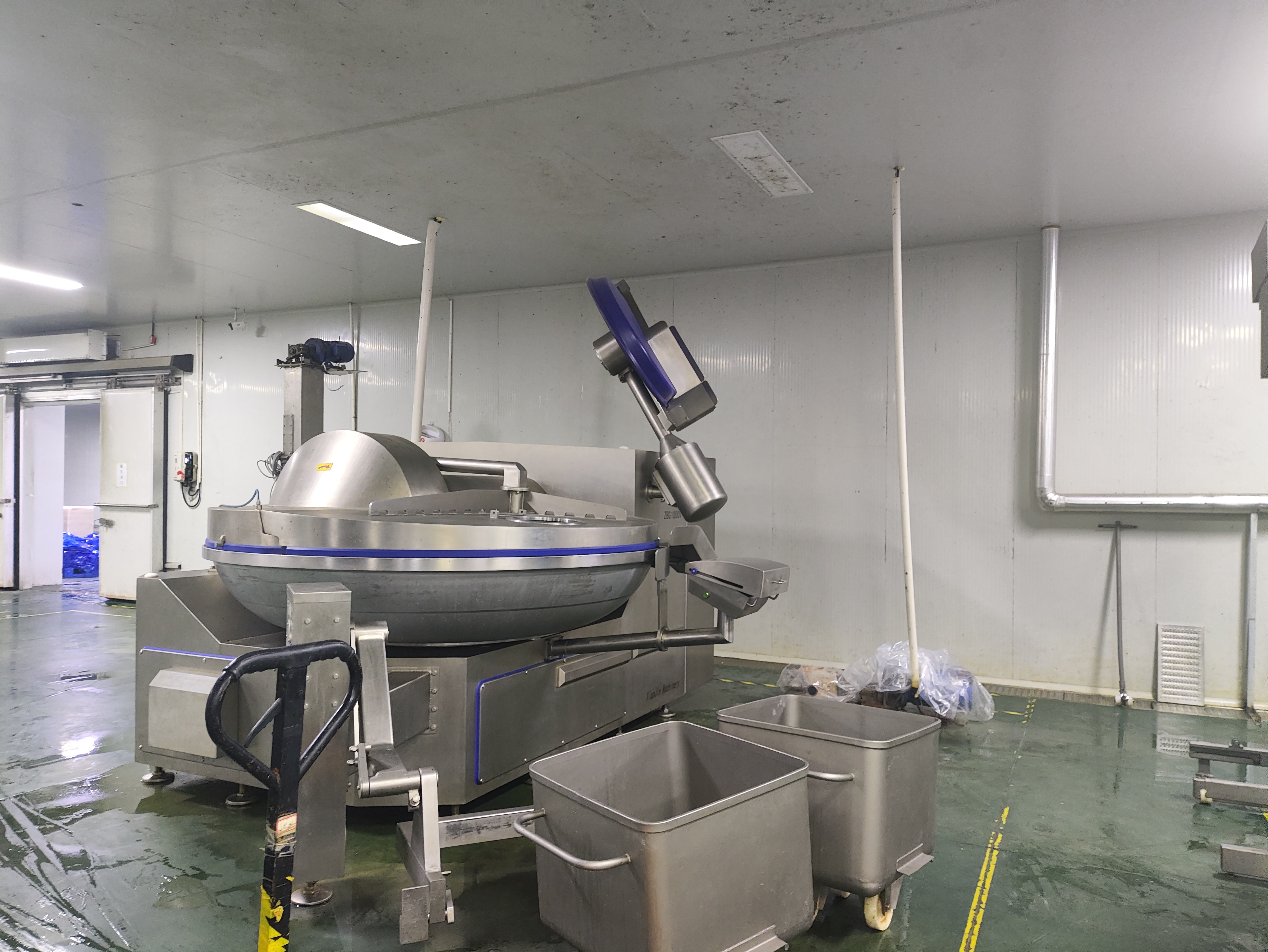 Raw material approval at Aumeats Xincaihong Freeze-Dried Production Base
