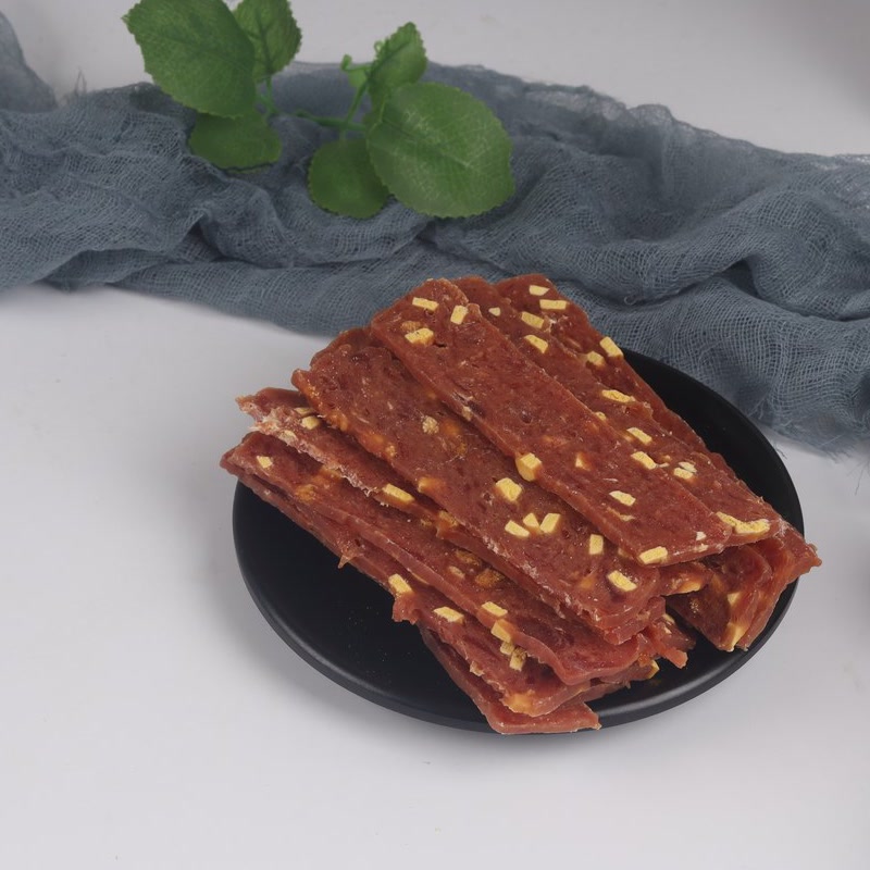 Duck slices with egg yolk