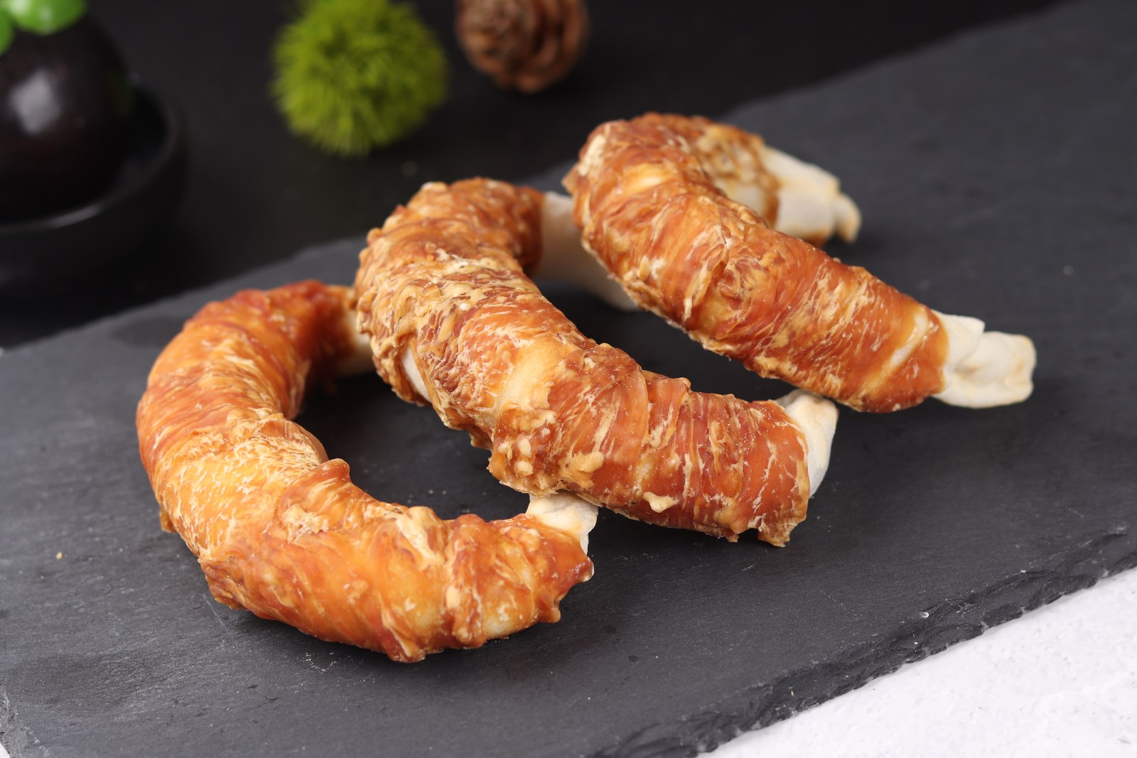 Chicken crescent ring
